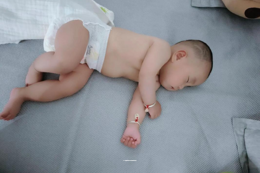 达州宝宝流鼻涕过程